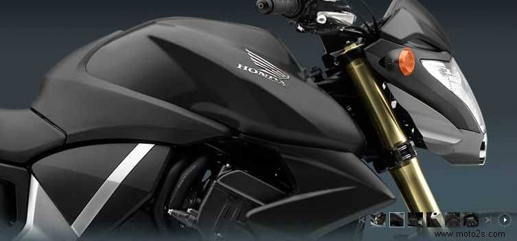 Honda  CB1000R