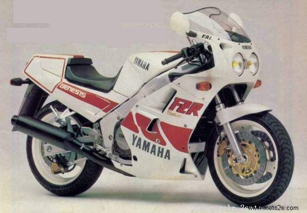 Yamaha FZR750